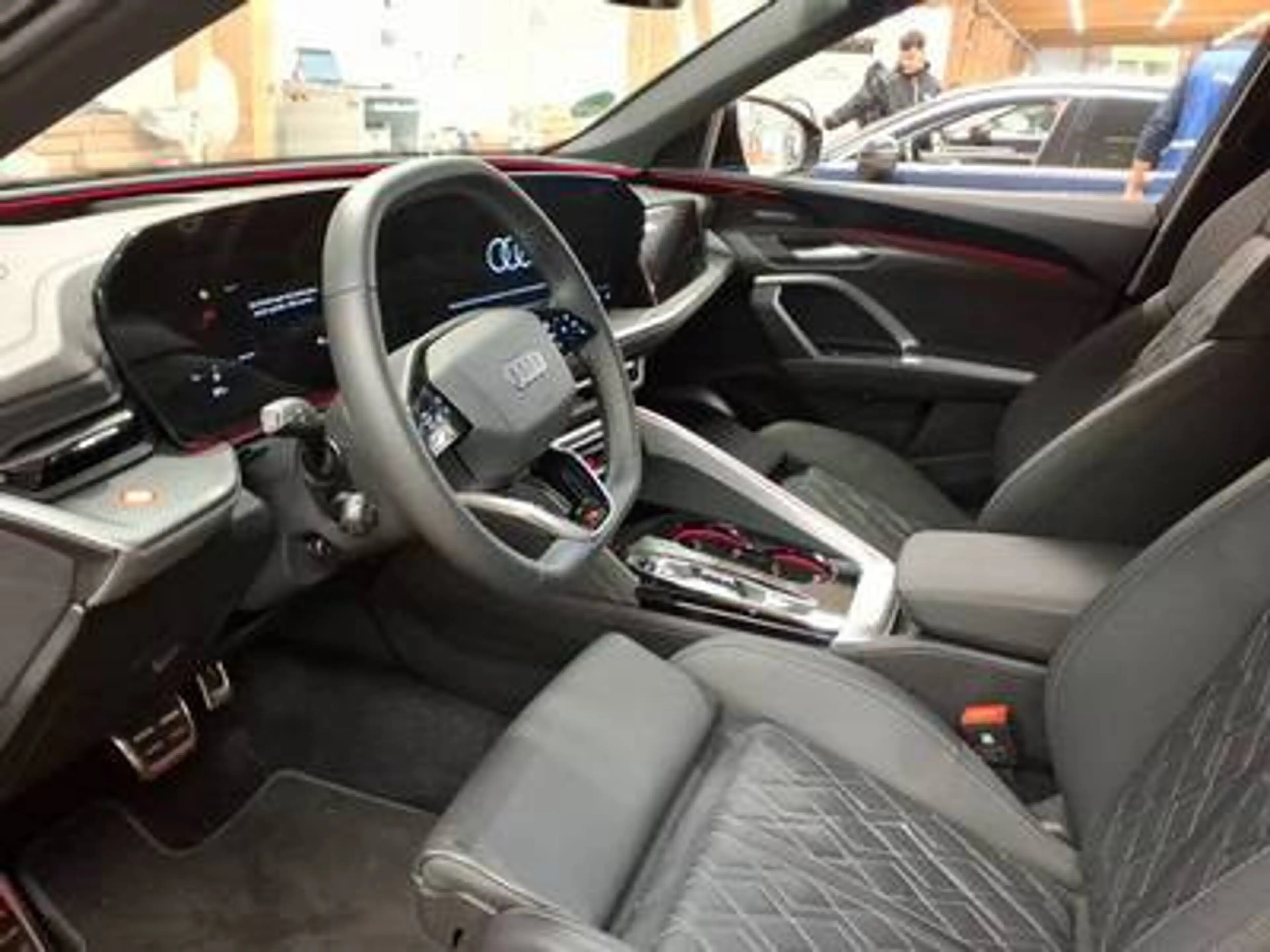 Audi SQ5 TFSI quattro +AHK+360°+MEMORY+ — photo 3