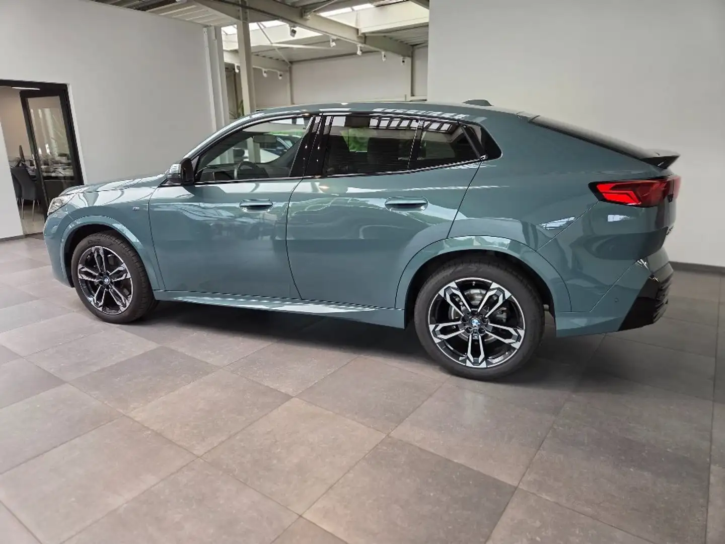 BMW X2 X2 sDrive20i Groen - 2