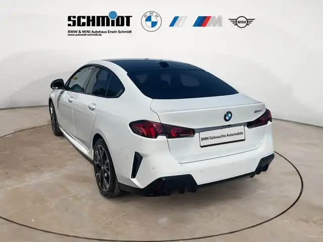 BMW 2 Series view 4