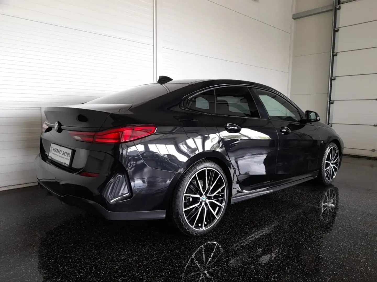 BMW 218 i Gran Coupe M-SPORT "ALL BLACK" Aut. *19 ZOLL / VOLL LED / NAVI / LIVE COCKPIT PROF. / TEILLEDER / SPORTFAHRWERK* Schwarz - 2