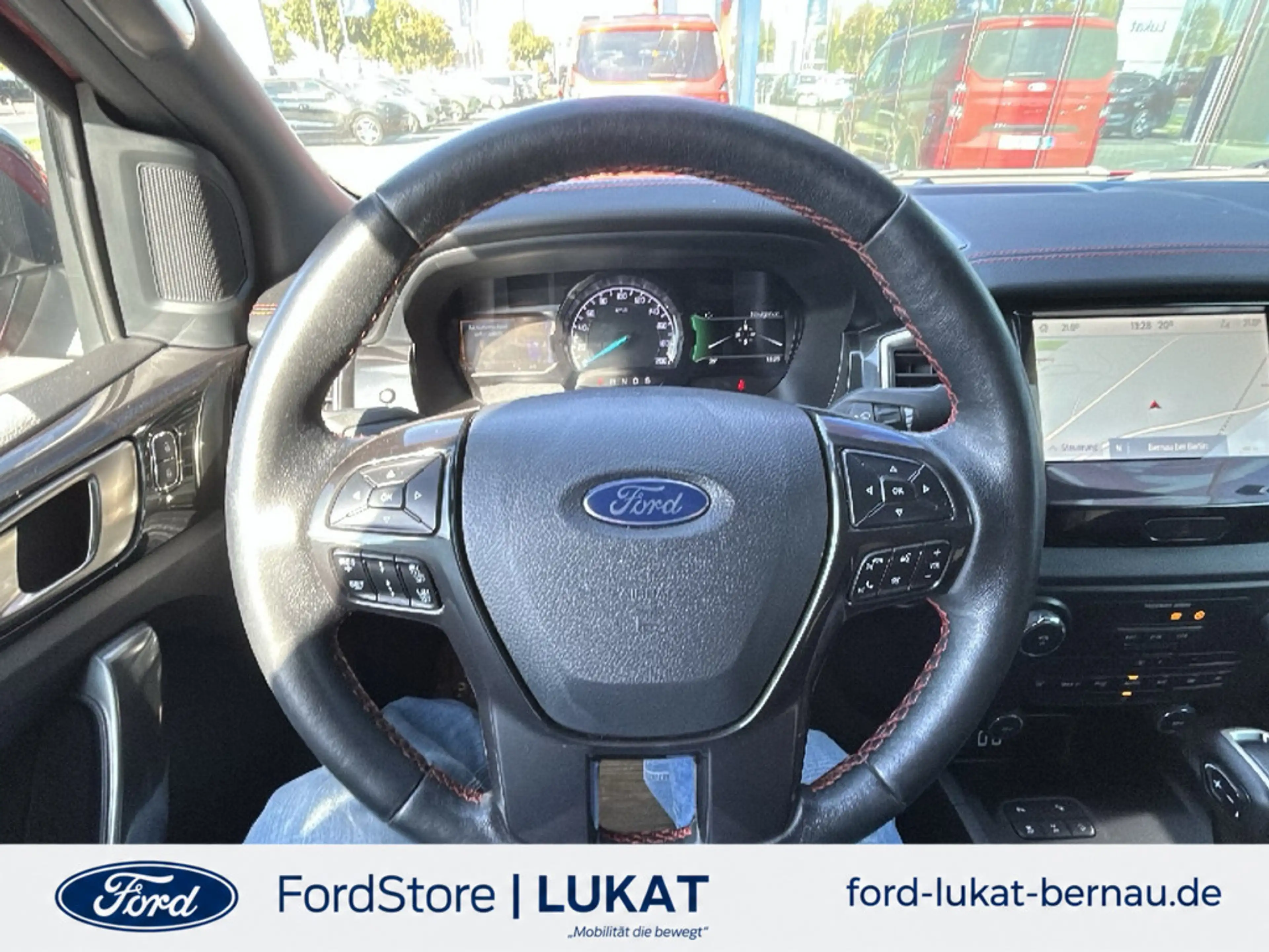 Ford Ranger 2.0 TDCi Stormtrak 4x4 Doppelkabine — photo 12