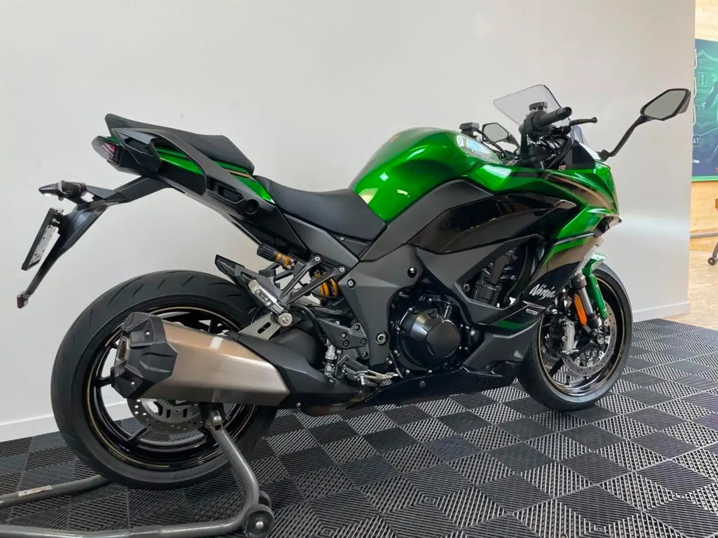Kawasaki Ninja 1100SX SE + RK Approved Groen - 2