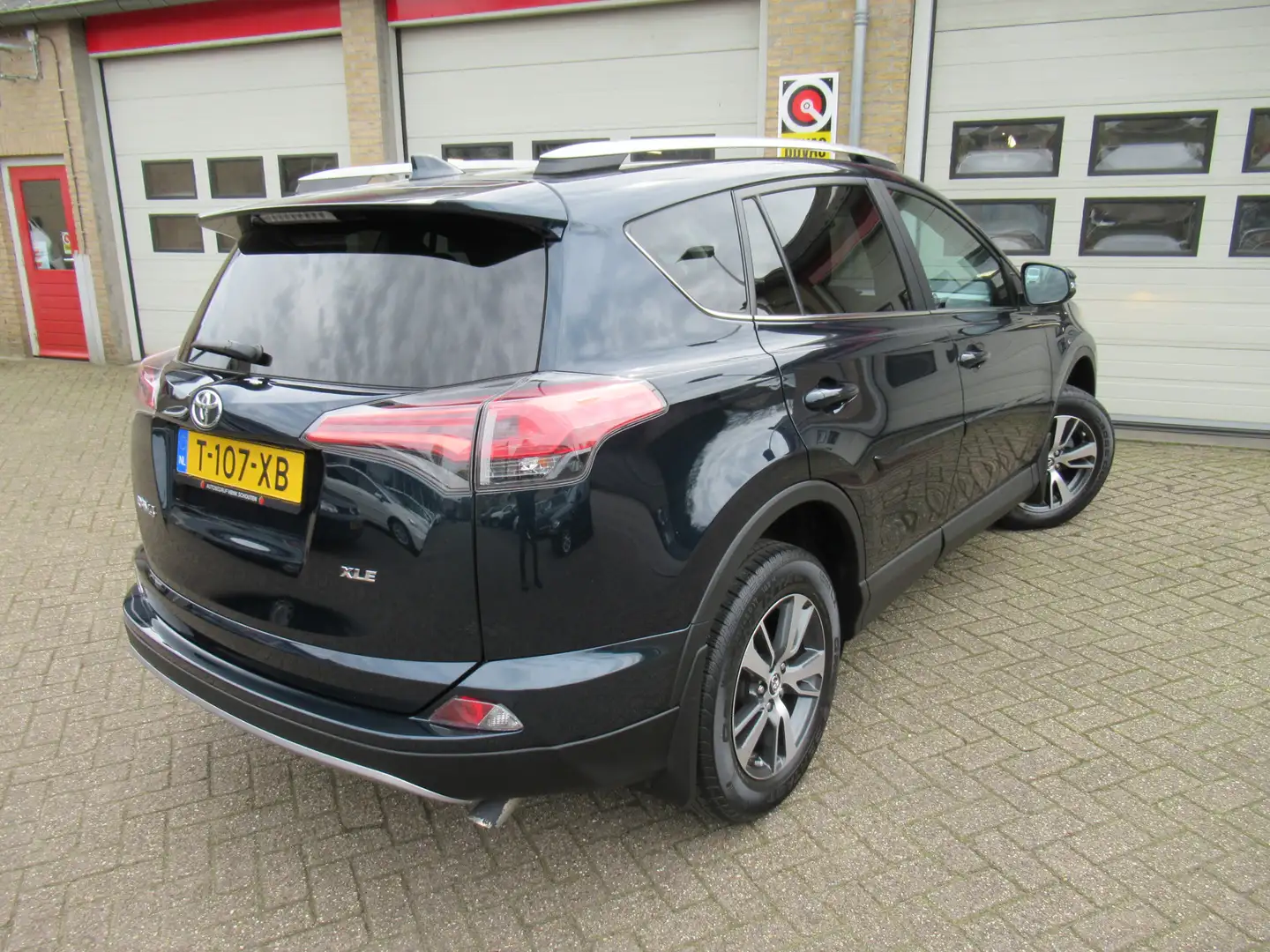 Toyota RAV 4 2.5 XLE Blauw - 2