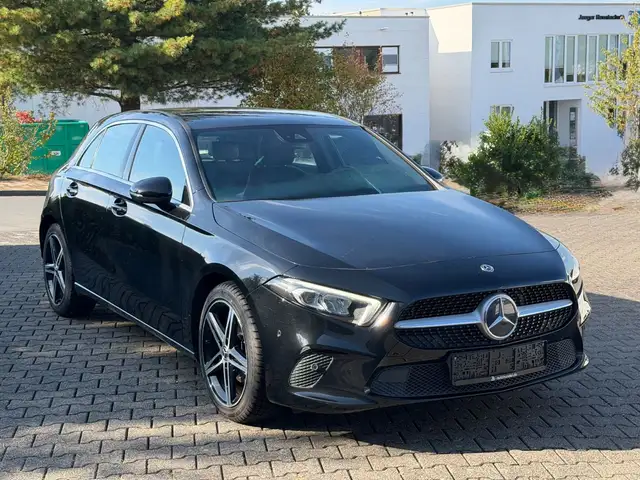 Mercedes-Benz A 180 d Progressive LED 18*Alu PDC Vollleder 1Hd