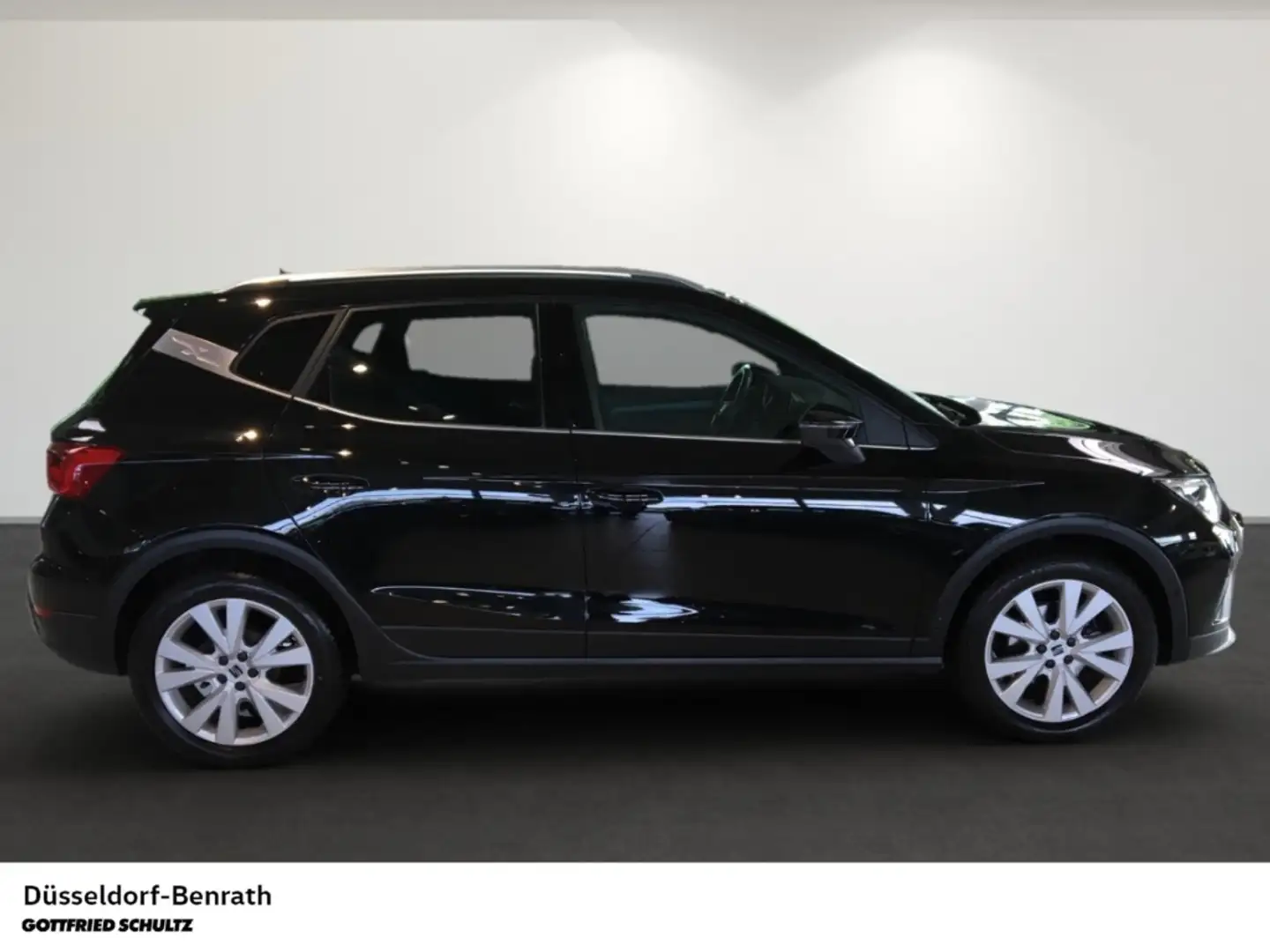 SEAT Arona Xperience 1.0 TSI Voll-LED Navi Einparkhilfe Full Schwarz - 2