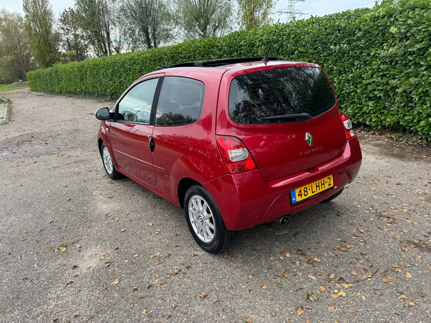 Renault Twingo 1.2-16V Aut | Met HANDGAS EN REM Rood - 2