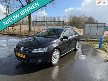 1.4 TSI Hybrid Highline NETTE AUTO RIJDT EN SCHAKE