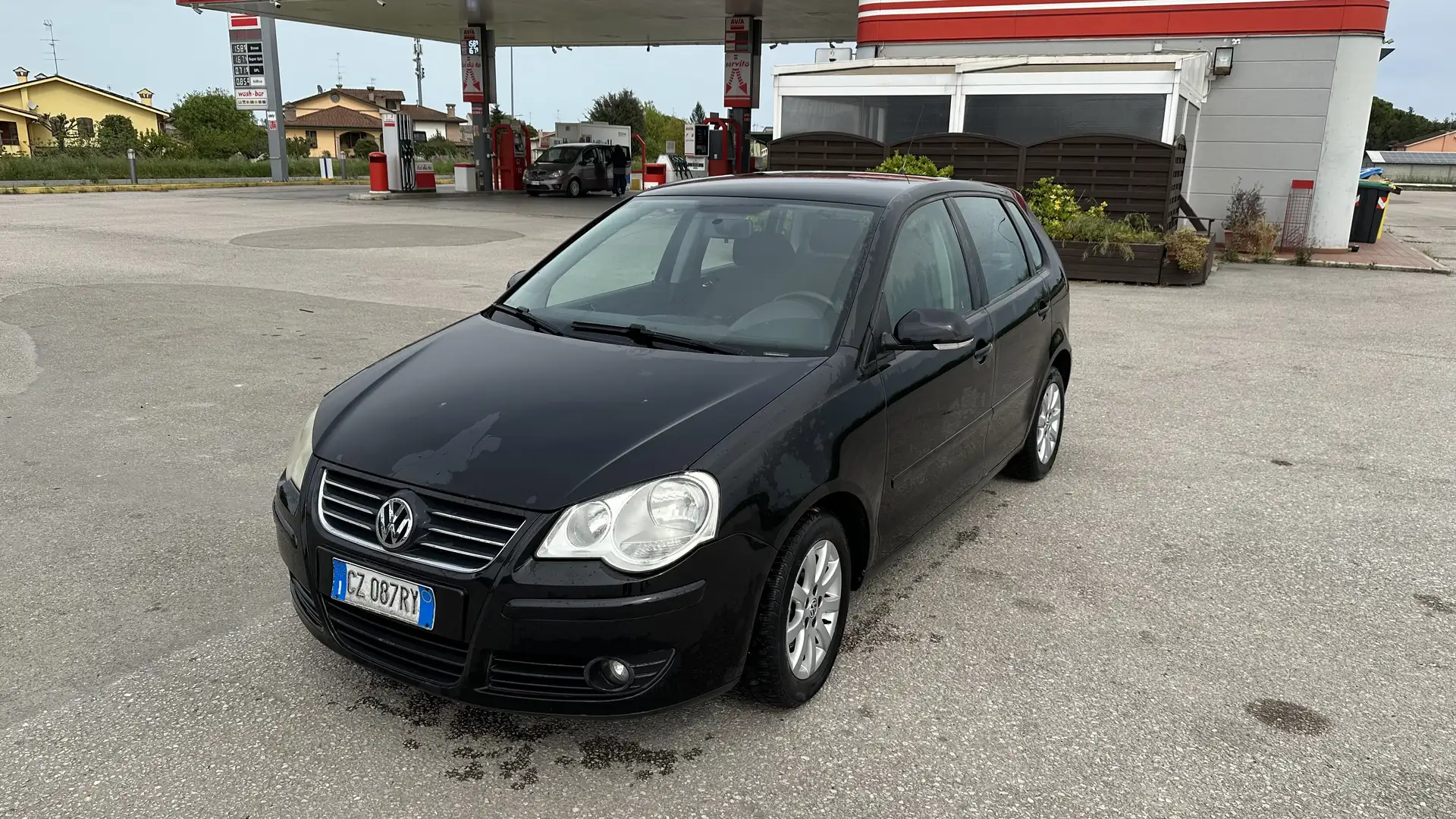 Volkswagen Polo 1.4 TDI Comfortline - 2