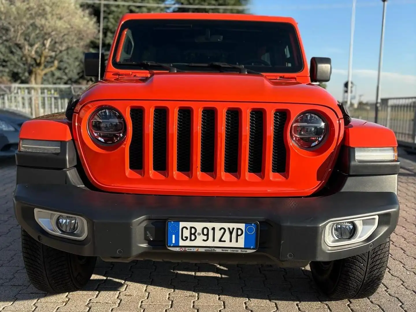 Jeep Wrangler Wrangler 2.2 mjt II Sahara auto Arancione - 2