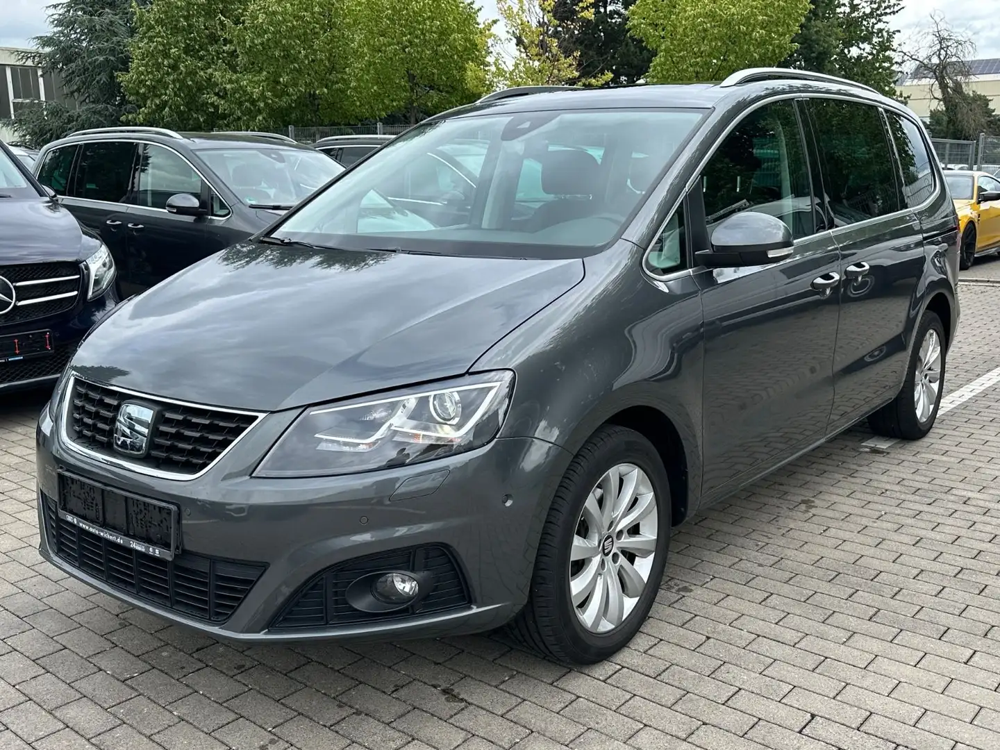 SEAT Alhambra Xcellence 2.0 TDI*DSG*7-Sitz*E-Tür*VOLL Grijs - 2