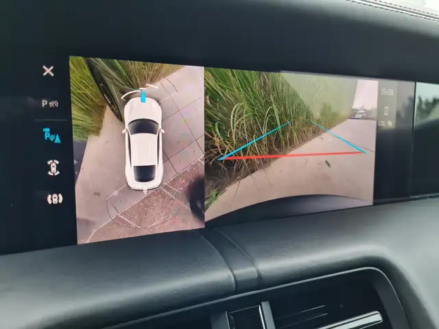 Porsche Taycan view 14