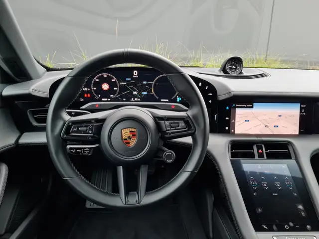 Porsche Taycan view 12