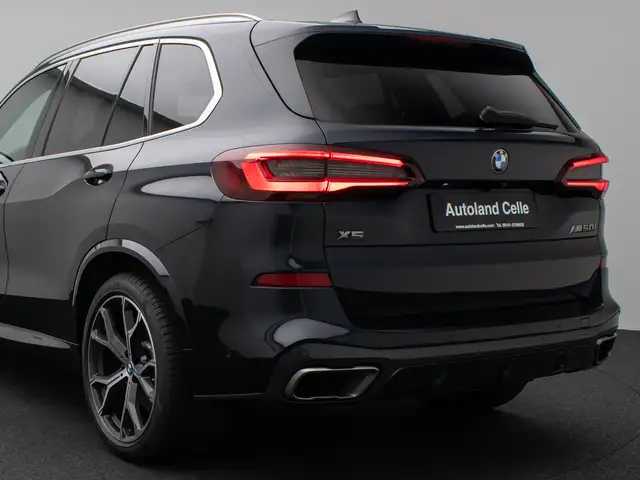 BMW X5 M view 17