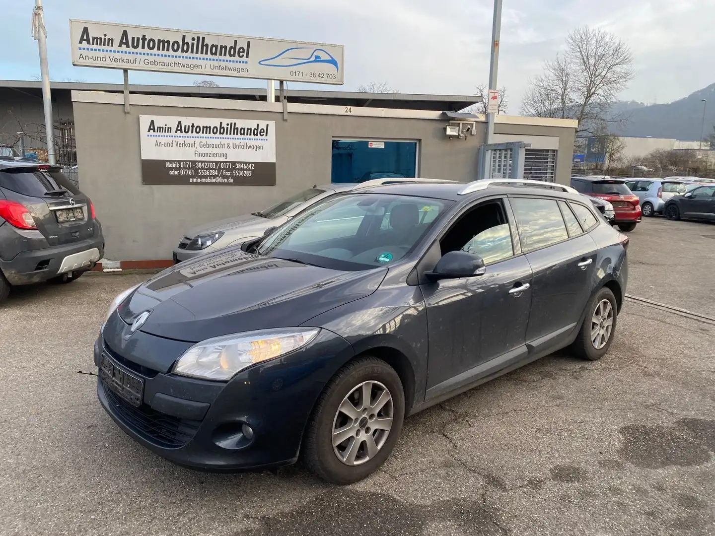 Renault Megane III Grandtour Dynamique Grau - 1
