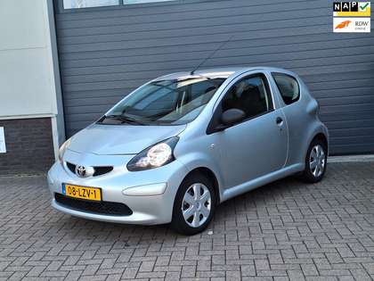 Toyota Aygo | 1.0-12V Access | Zeer lage kilometerstand | Airc