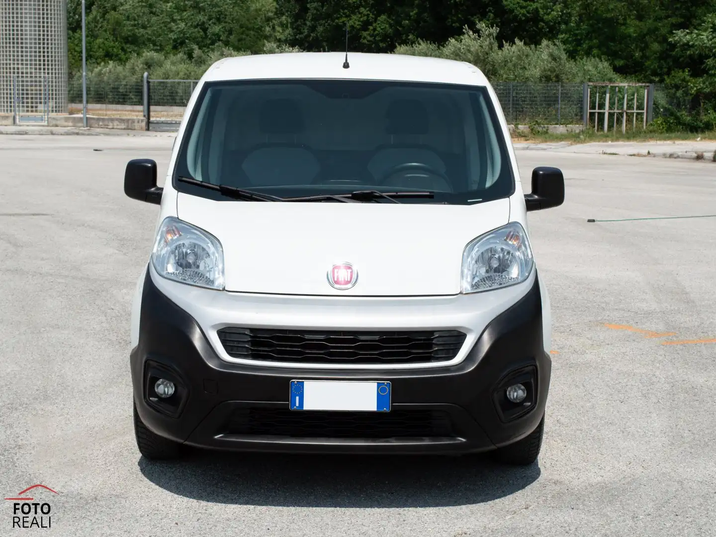 Fiat Fiorino 1.4 8V CNG 70CV Cargo SX Weiß - 2