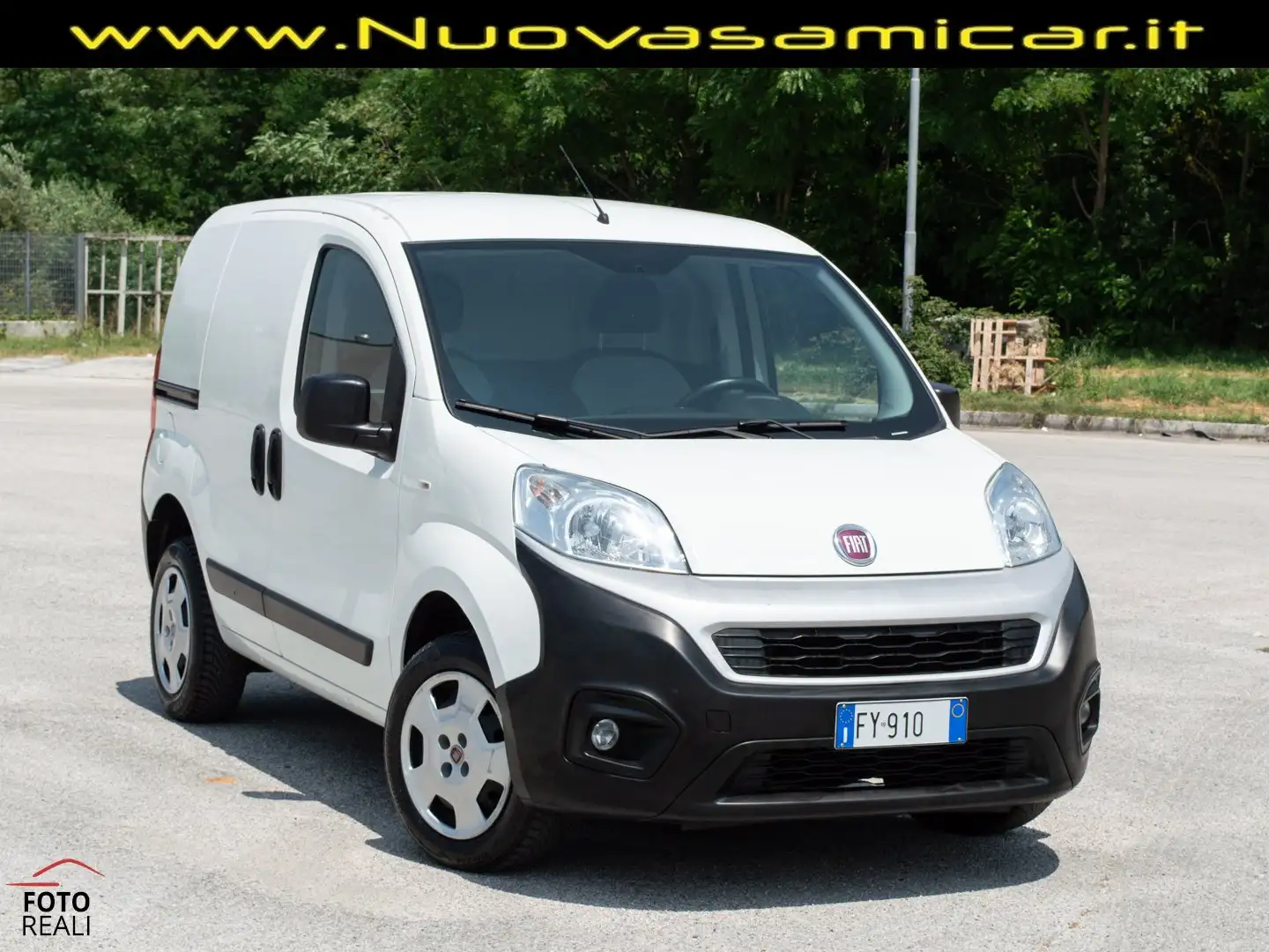Fiat Fiorino 1.4 8V CNG 70CV Cargo SX Weiß - 1