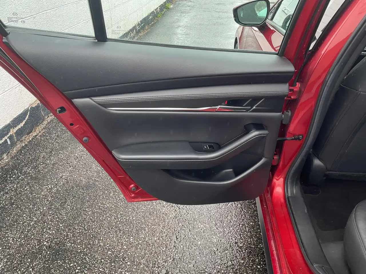 Mazda 3 снимка Mazda 3