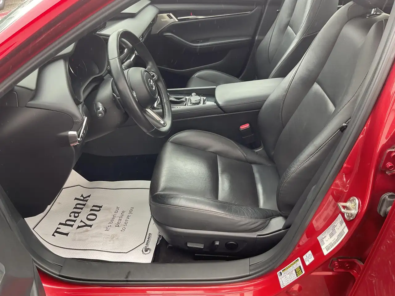 Mazda 3 снимка Mazda 3