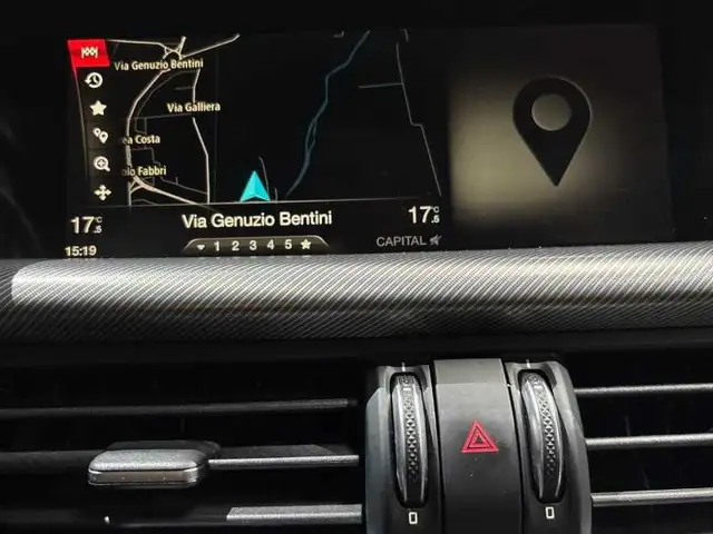 Alfa Romeo Stelvio view 18