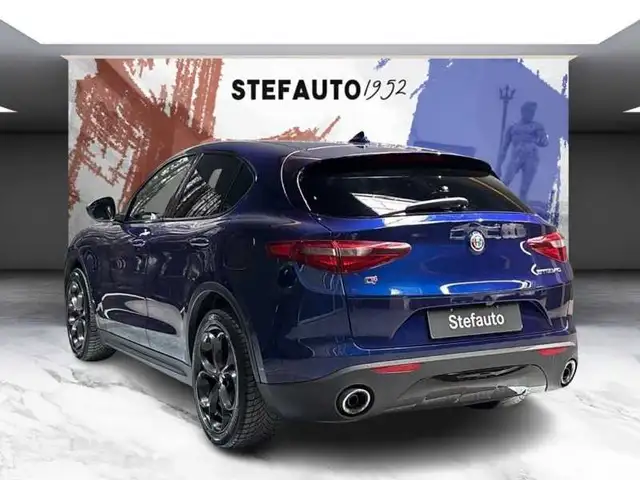 Alfa Romeo Stelvio view 5