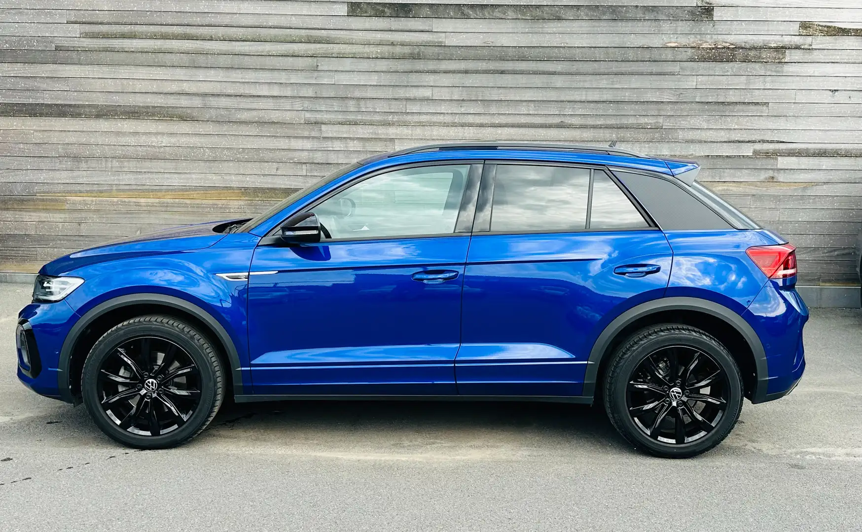 Volkswagen T-Roc R-LINE**VIRTUAL**PANO**BEATS**18"ALU**TOP!!! Bleu - 2