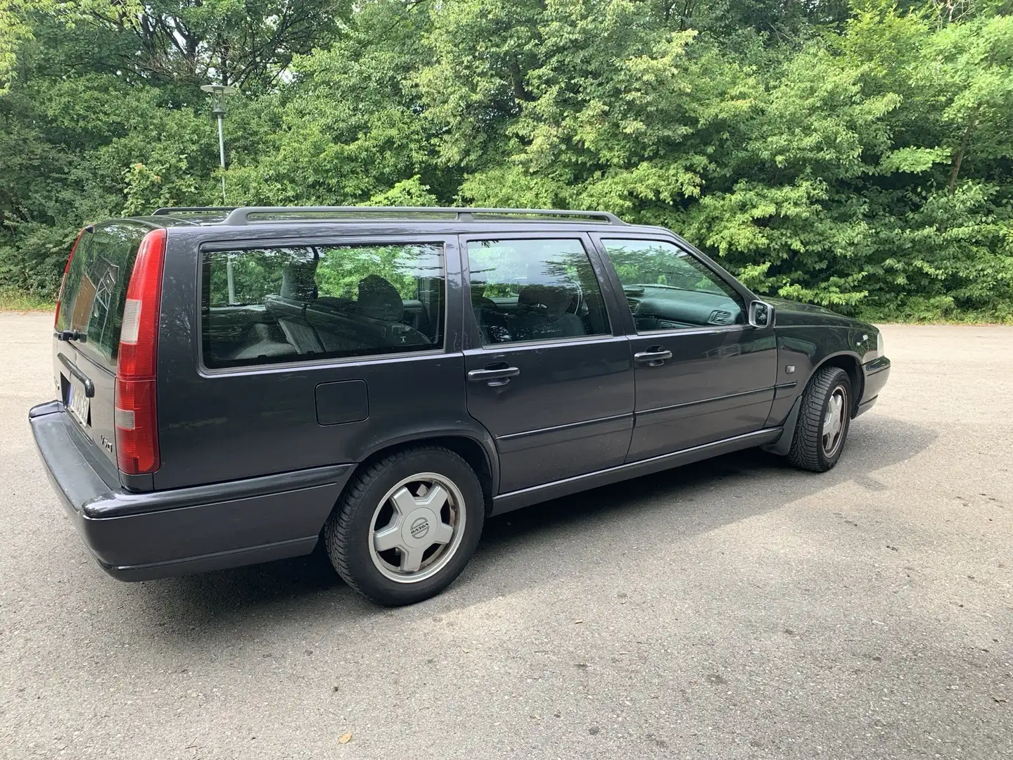 Volvo V70 2.5 - 2