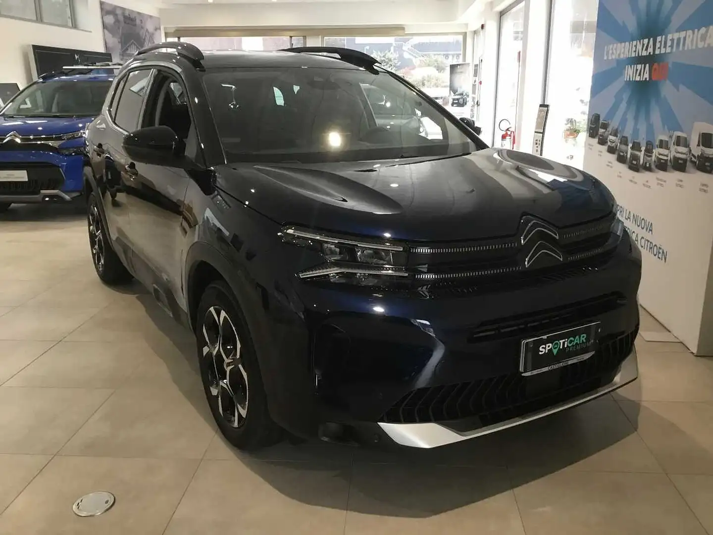 Citroen C5 Aircross Plus 1.2 PureTech 130 cv - Km Zero Blau - 1