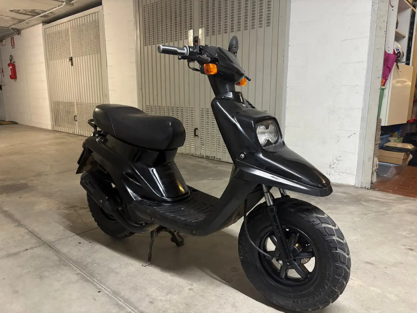 MBK Booster spirit Negro - 2