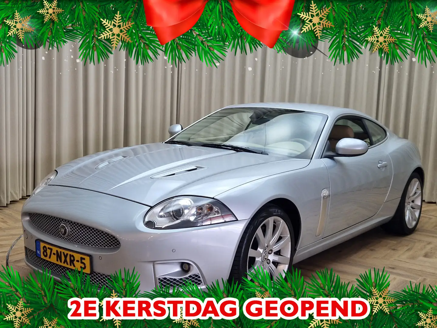 Jaguar XK 4.2 V8 XKR Supercharged 417 PK Coupé / Compressor Gris - 1