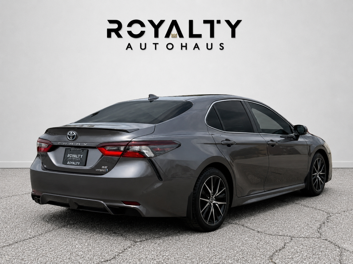 2022 Toyota Camry SE Hybrid CarPlay Moonroof Toyota Sensing — снимка 1