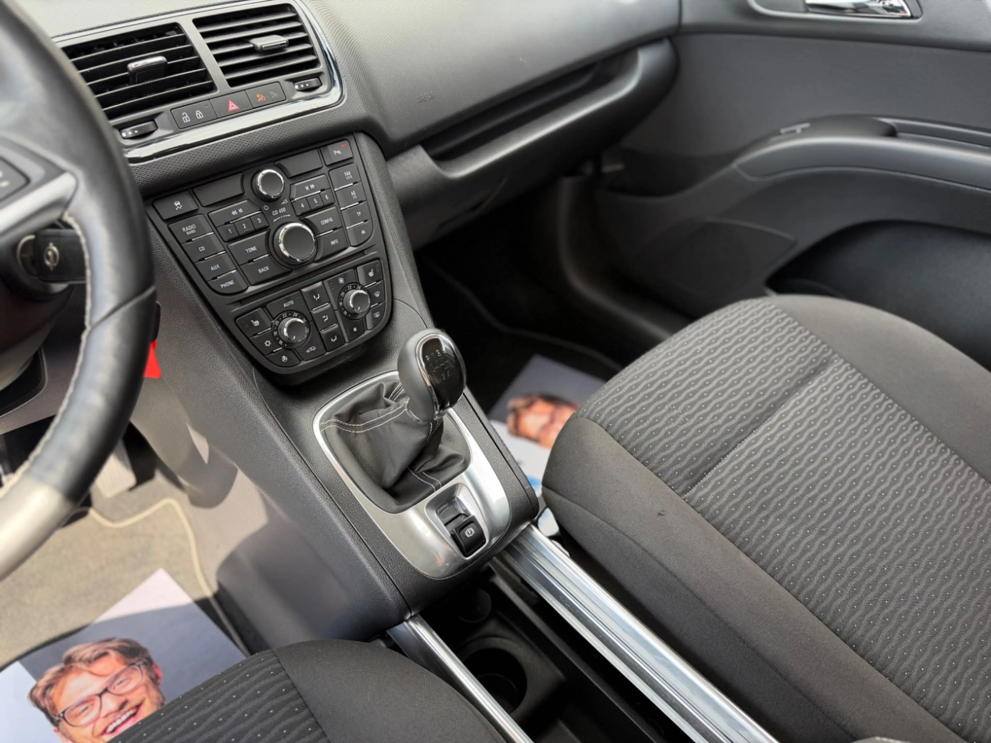 Opel Meriva PDC SHZ Winterp. Facelift LM 2xKlima — photo 13