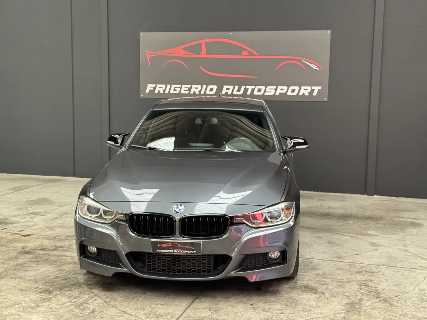 BMW 330 330dA Touring xdrive Msport - 2