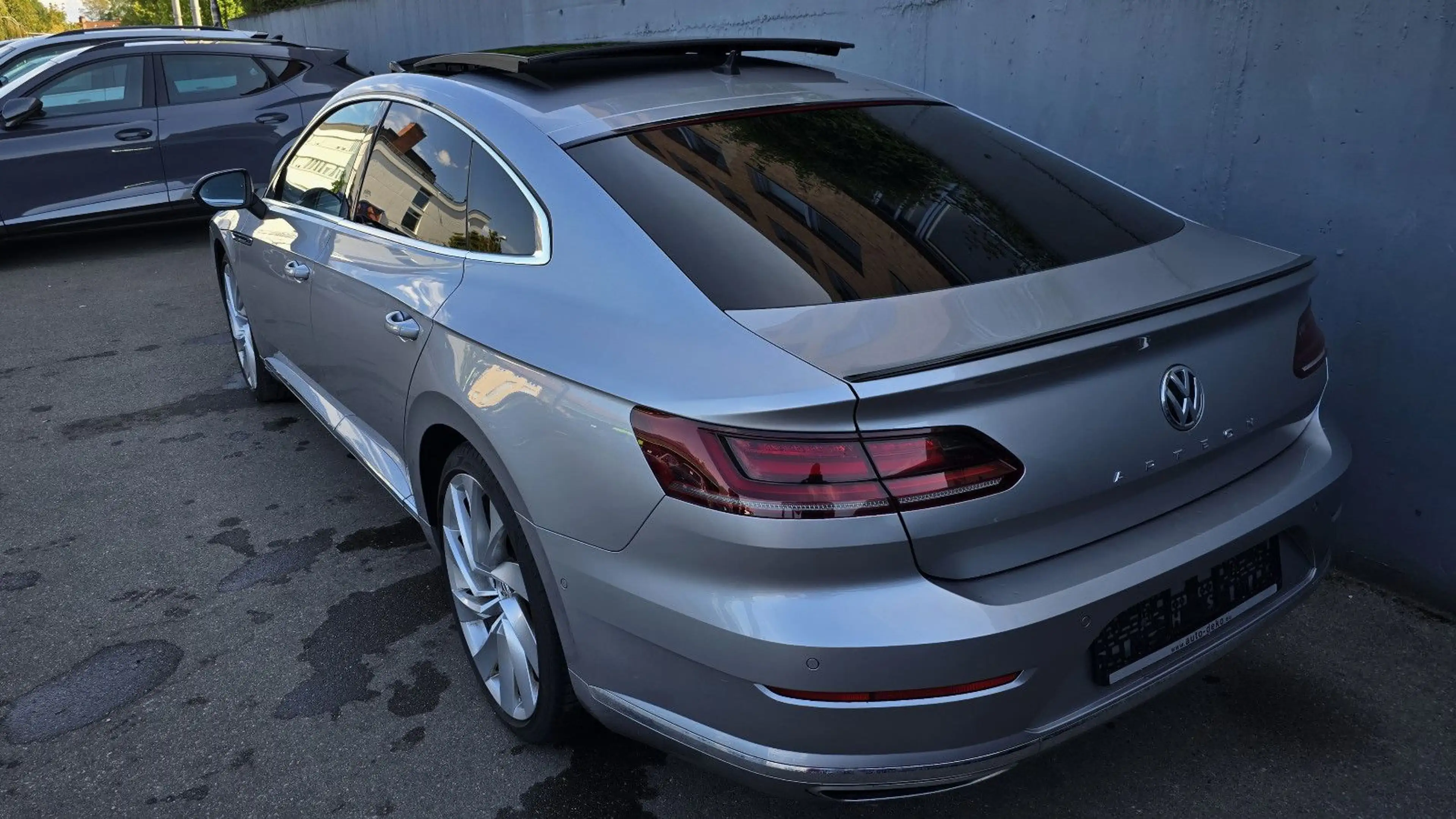 Volkswagen Arteon 2.0 TSI DSG 3 x R-Line Pano/Leder/DCC/Vol — photo 3