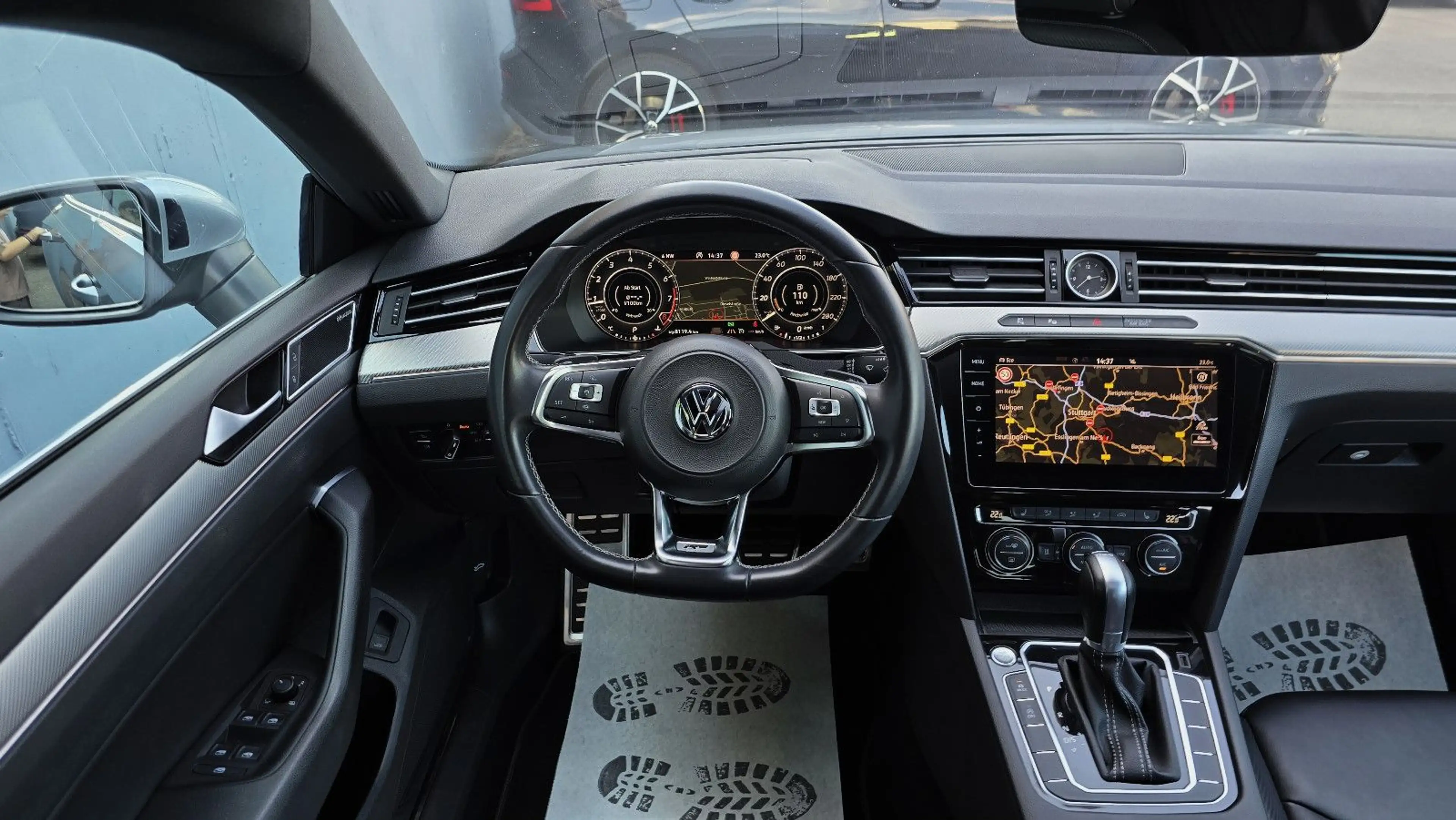 Volkswagen Arteon 2.0 TSI DSG 3 x R-Line Pano/Leder/DCC/Vol — photo 10