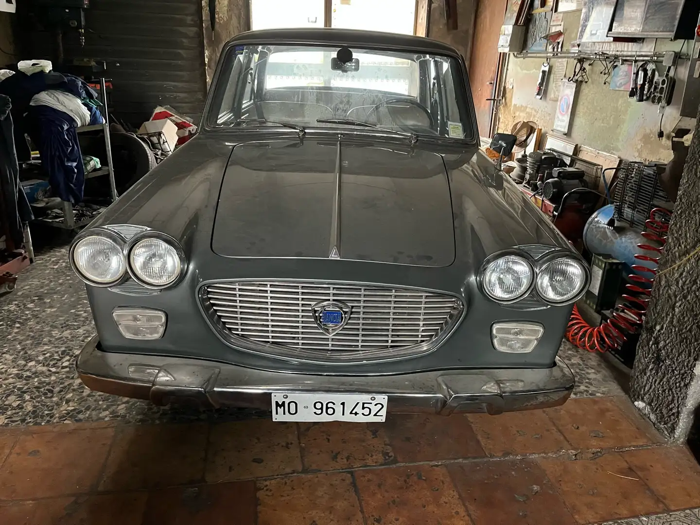 Lancia Flavia Grey - 1
