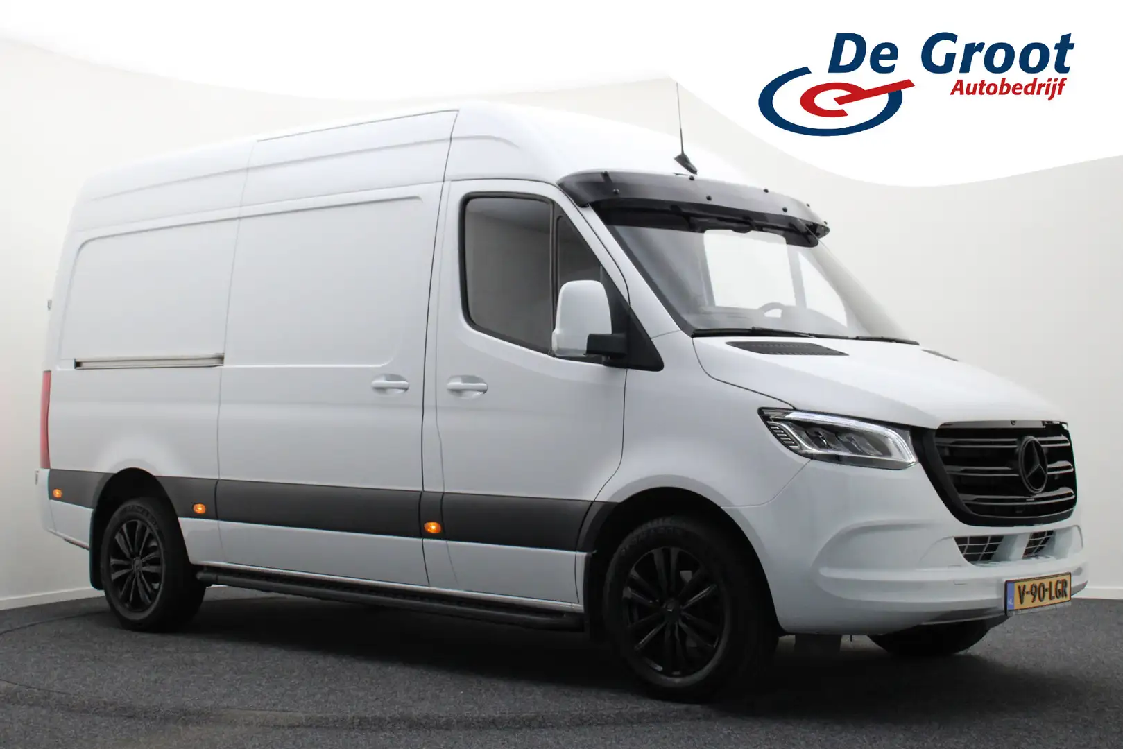 Mercedes-Benz Sprinter 317 CDI Aut. L2H2 Airco, Standkachel, LED, Apple C Wit - 1