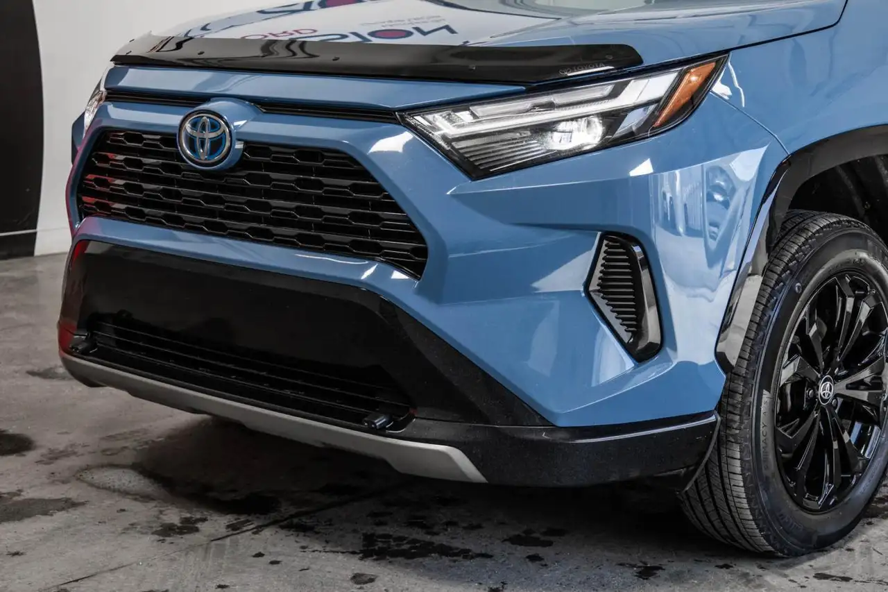 Toyota RAV 4 снимка Toyota RAV 4