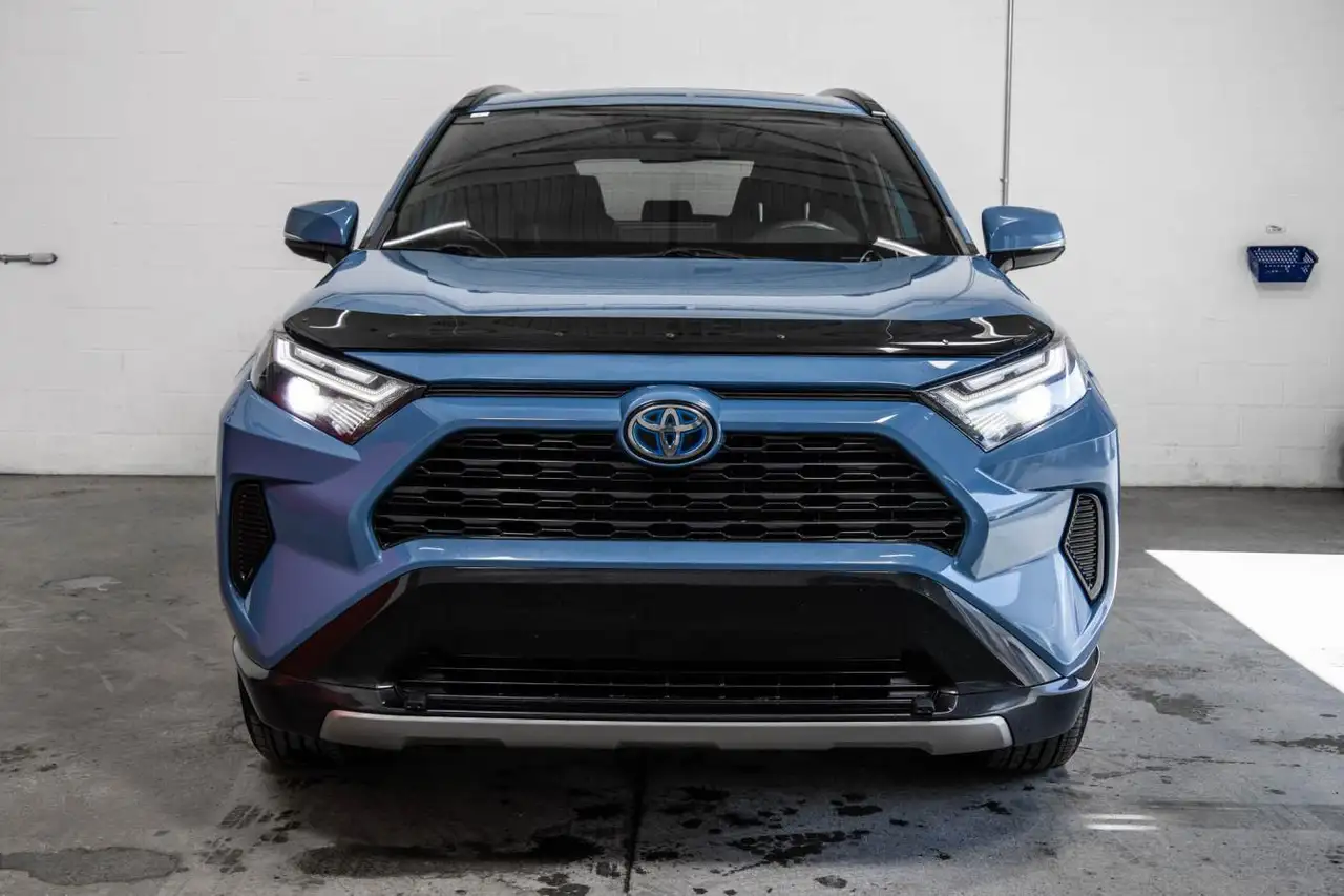 Toyota RAV 4 снимка Toyota RAV 4