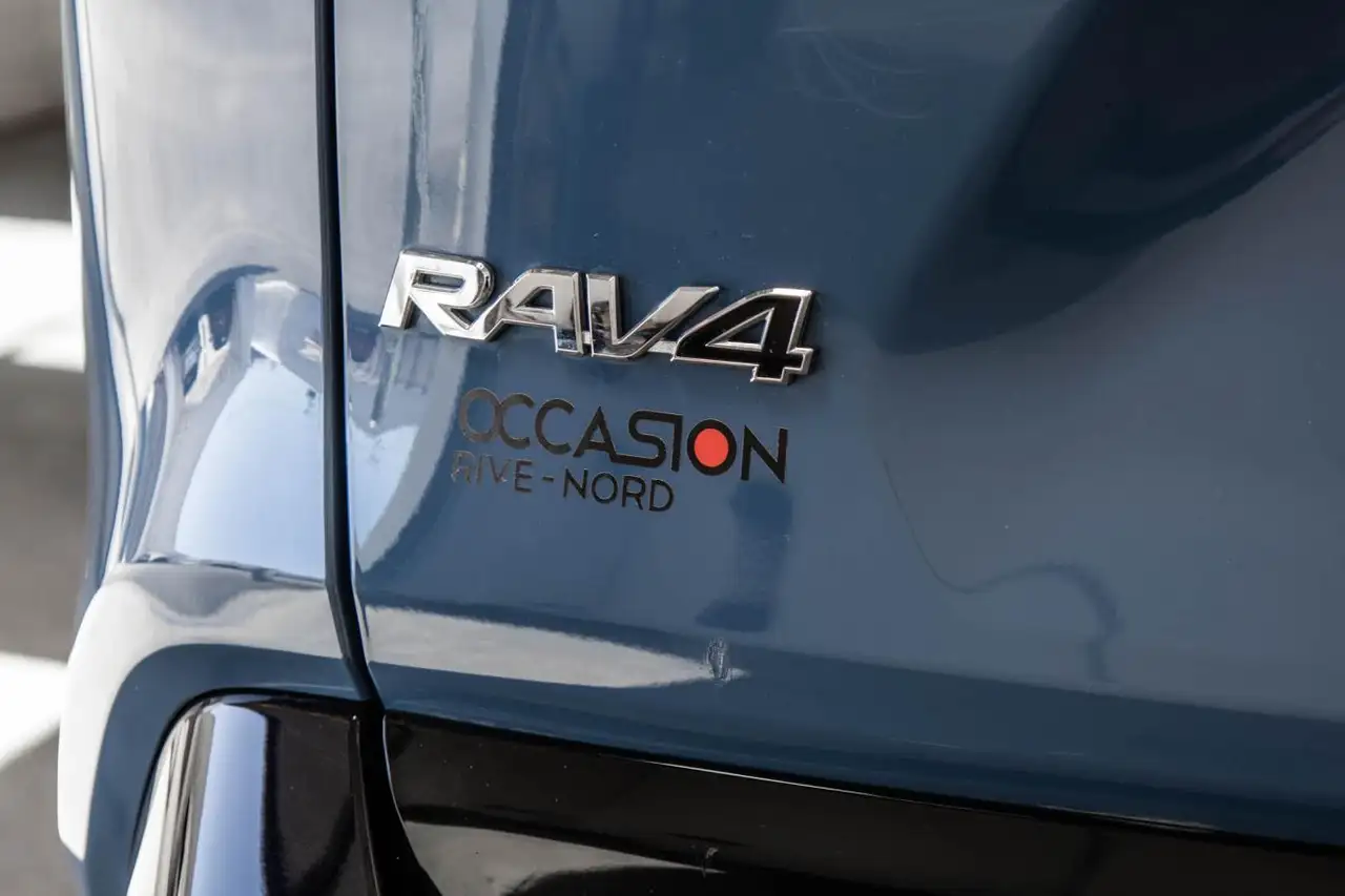 Toyota RAV 4 снимка Toyota RAV 4