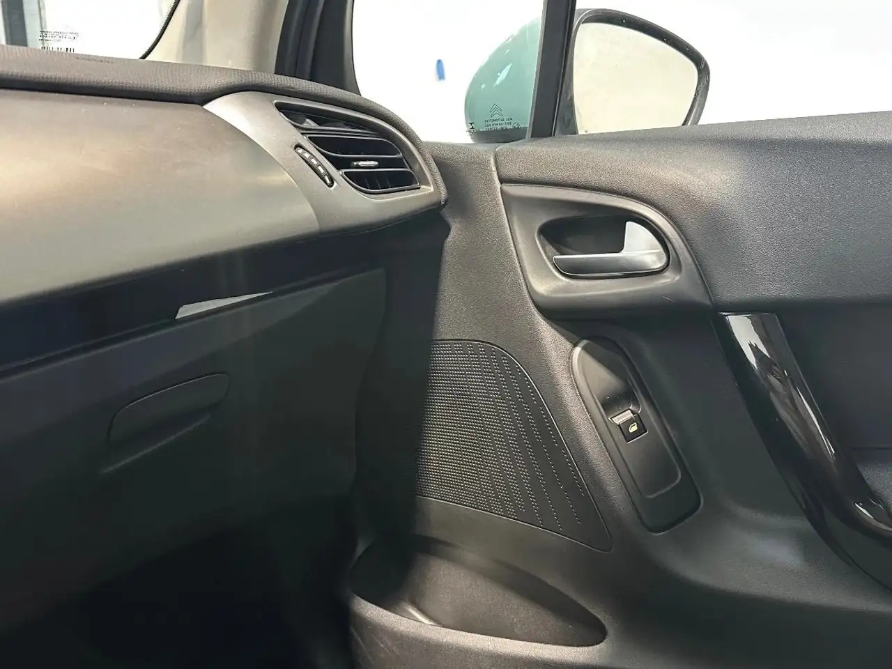 Citroen C3 C3 — photo 20