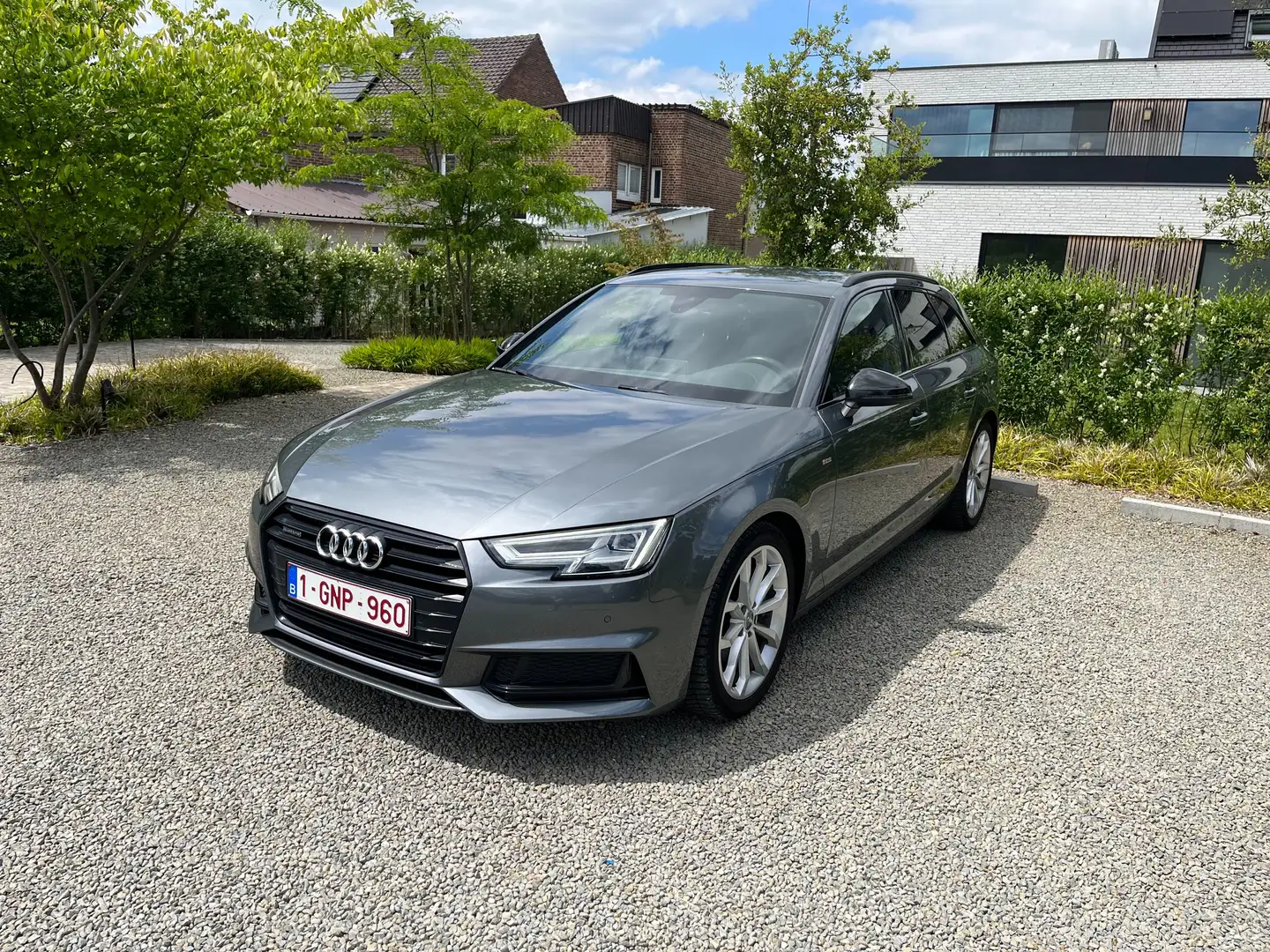 Audi A4 A4 Avant 40 TDI S tronic quattro sport Grijs - 1