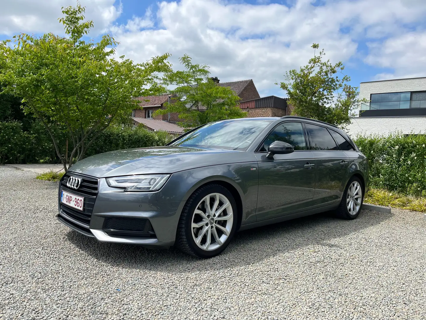 Audi A4 A4 Avant 40 TDI S tronic quattro sport Grijs - 2