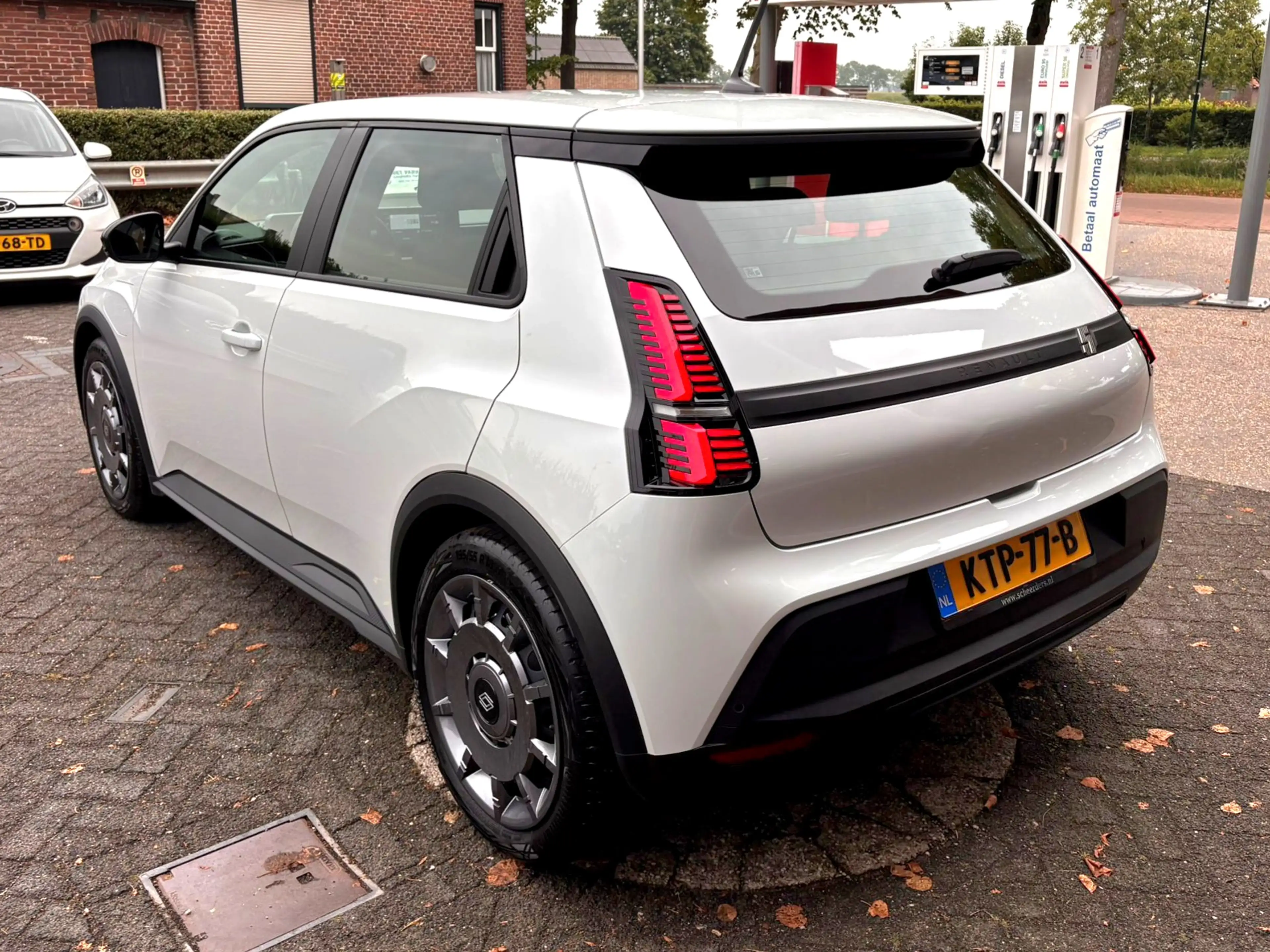 Renault R 5 urban range evolution 40 kWh — photo 22