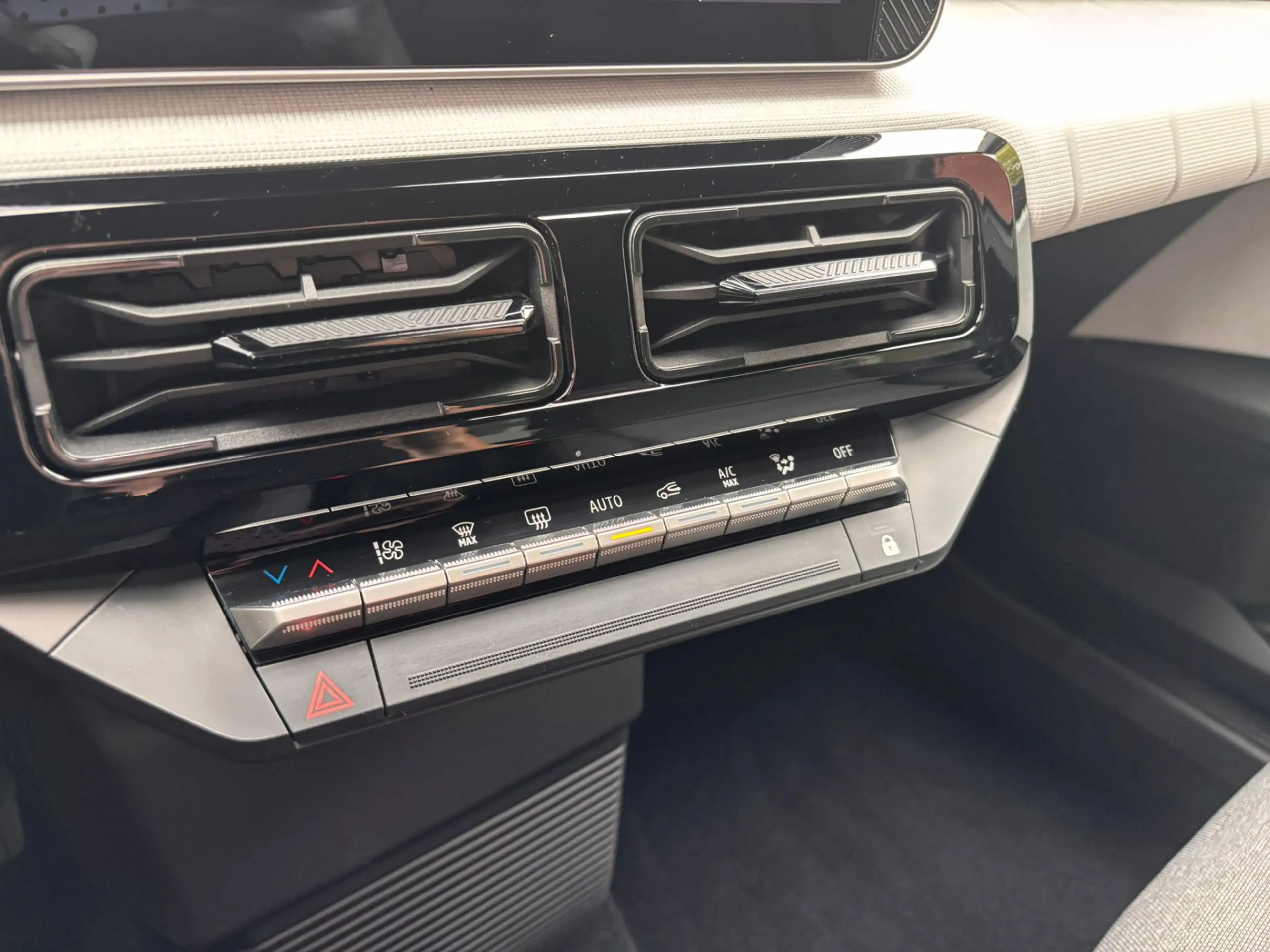 Renault R 5 urban range evolution 40 kWh — photo 9