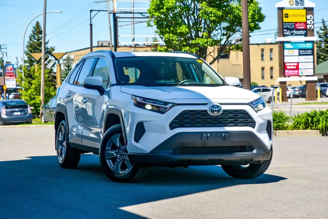 Toyota RAV 4 снимка Toyota RAV 4