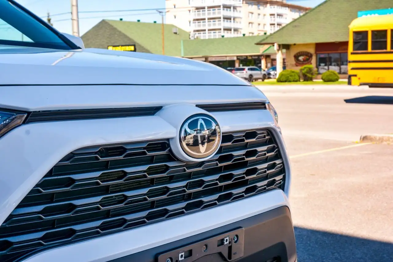Toyota RAV 4 снимка Toyota RAV 4