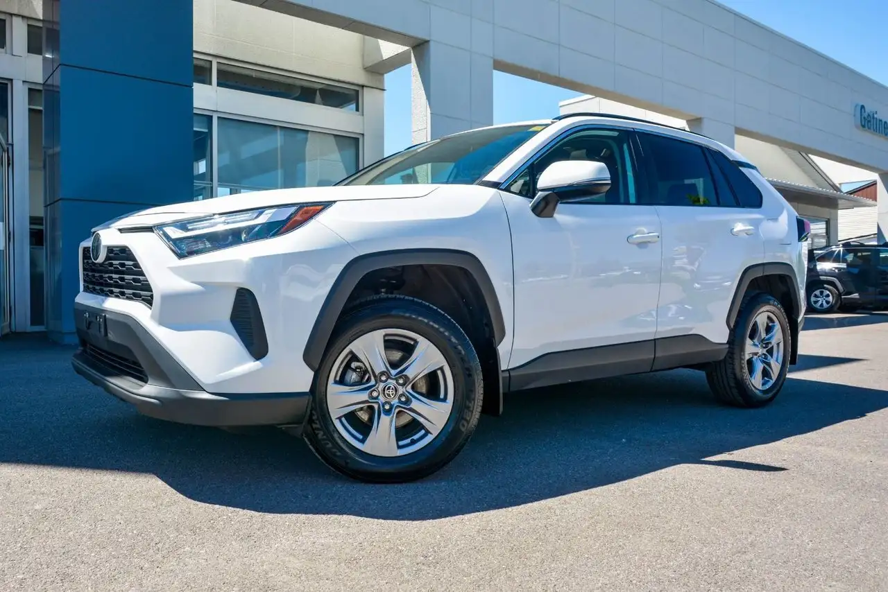 Toyota RAV 4 снимка Toyota RAV 4