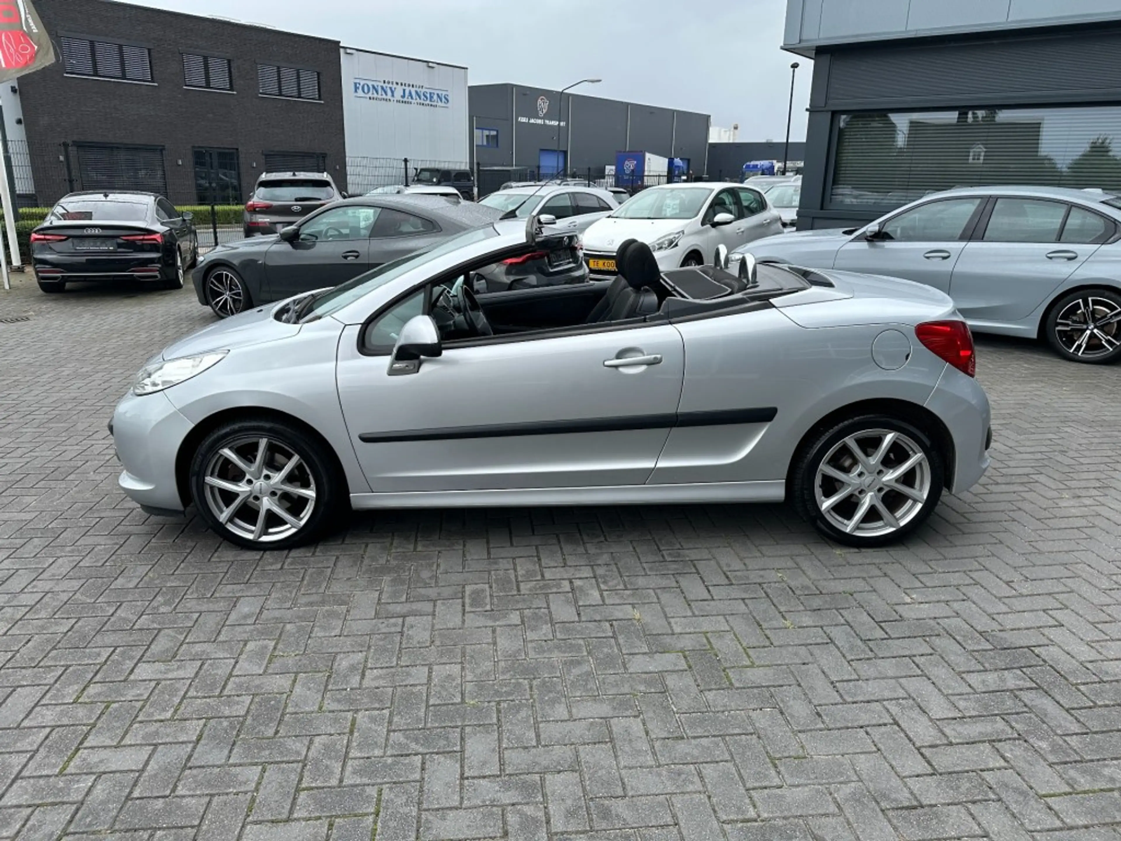 Peugeot 207 -CC 1.6 VTi Cabrio Automaat Clima — photo 13