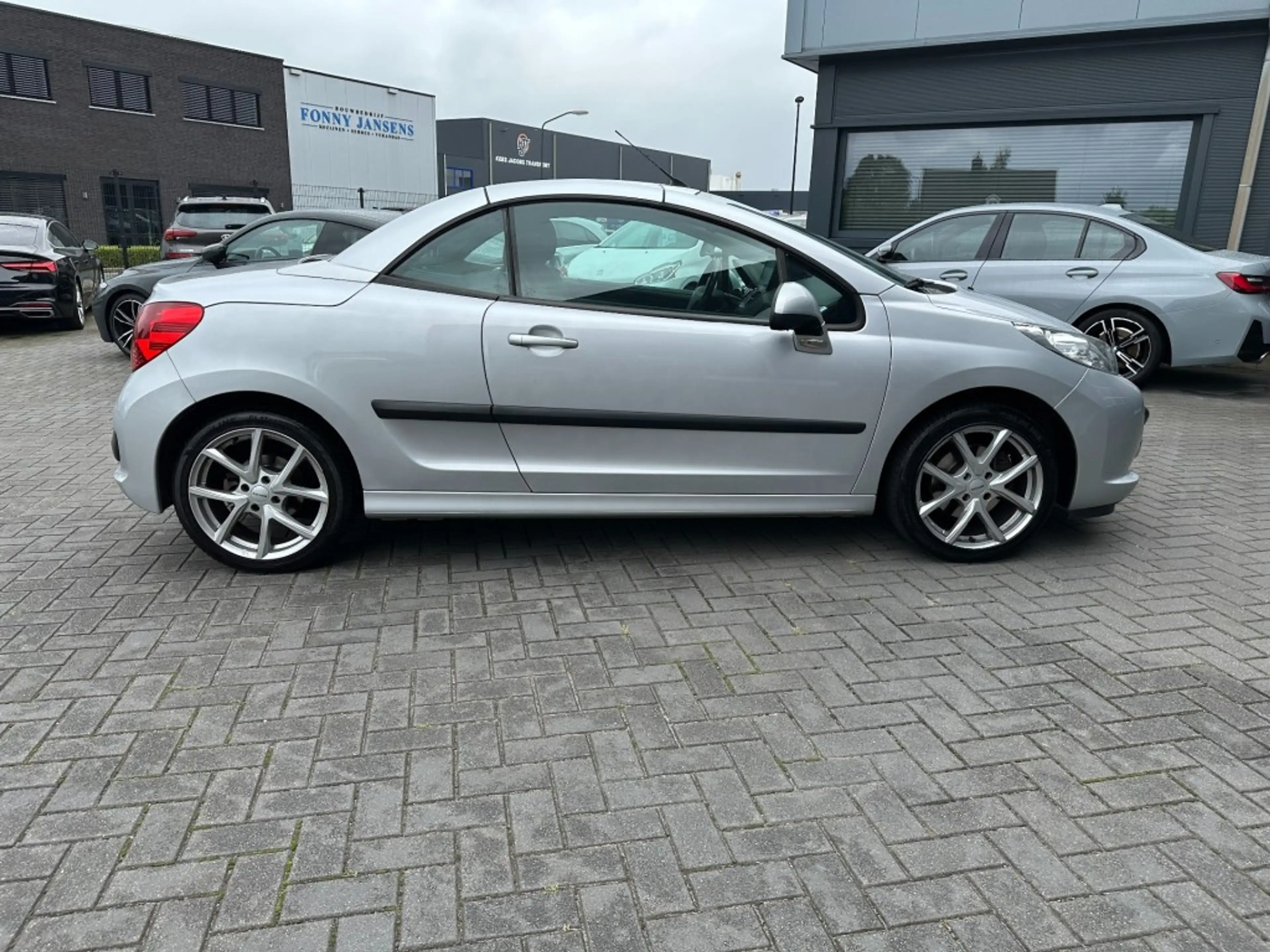 Peugeot 207 -CC 1.6 VTi Cabrio Automaat Clima — photo 9